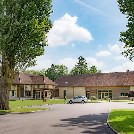 Logis Hotel-restaurant Domaine De Montecristo Et L'evasion Dantes