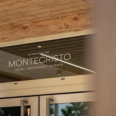 Logis Hotel-restaurant Domaine De Montecristo Et L'evasion Dantes فندق 3*